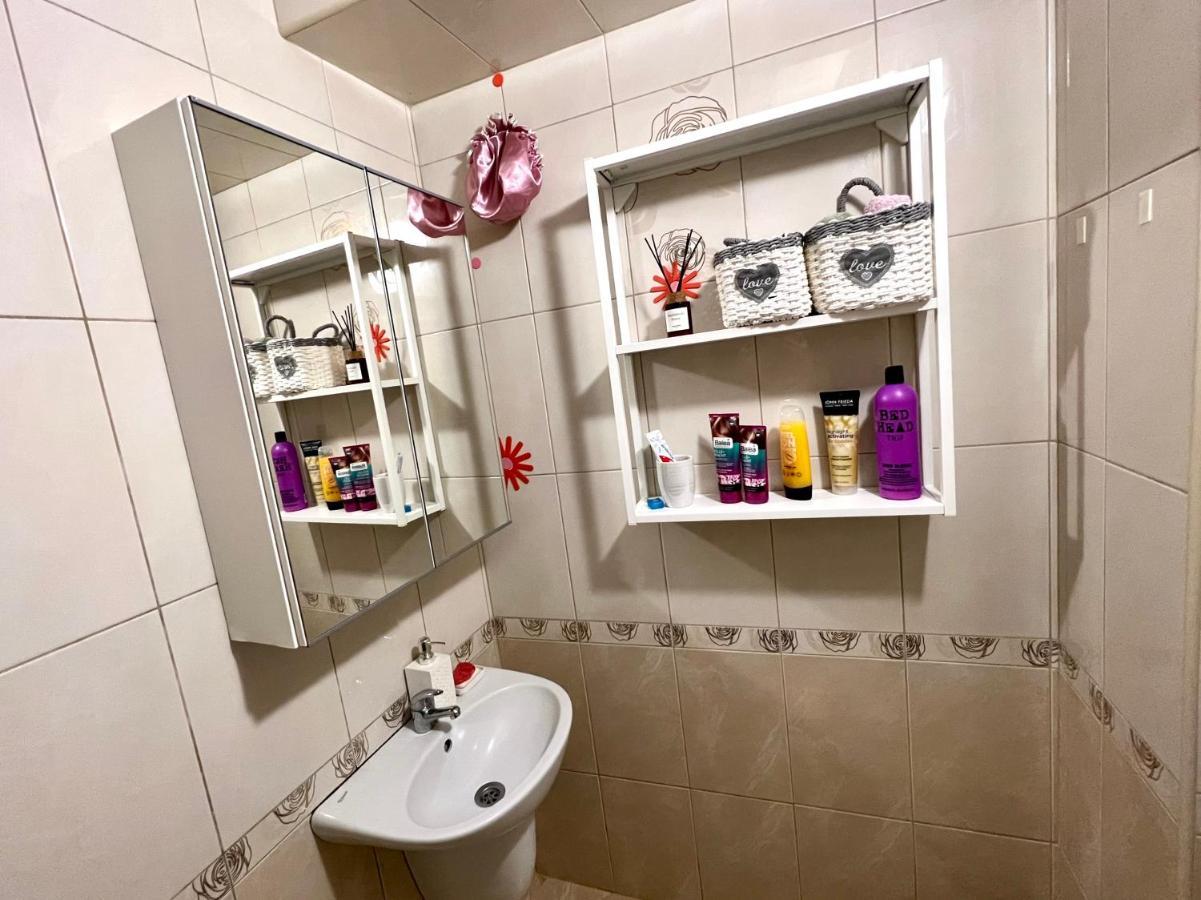 Town Place Apartment Κάρτζαλι Εξωτερικό φωτογραφία